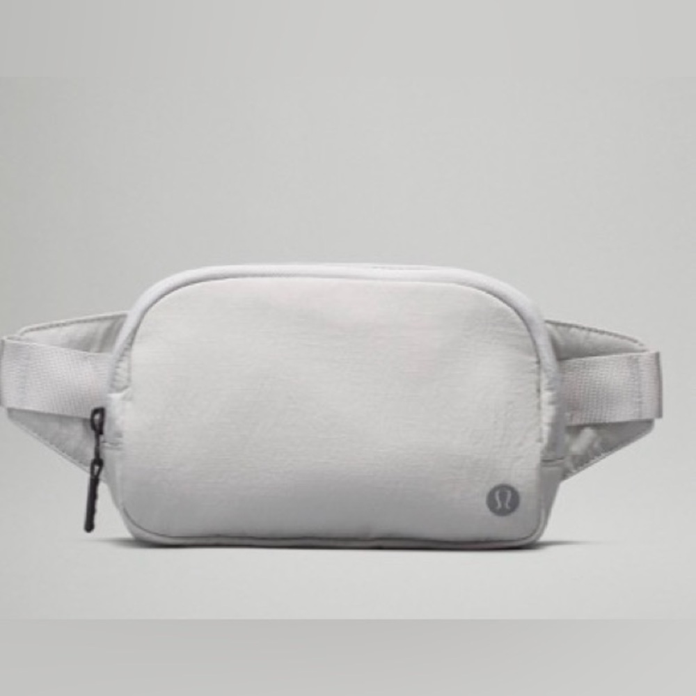 lululemon Everywhere Belt Bag 1L *Ripstop